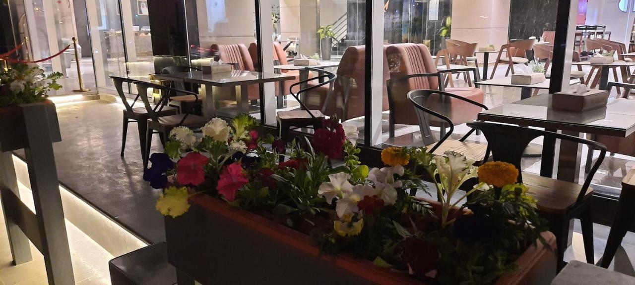Hayat Al Riyadh Hotel Екстериор снимка