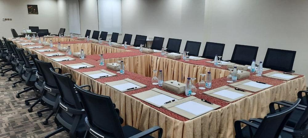 Hayat Al Riyadh Hotel Екстериор снимка